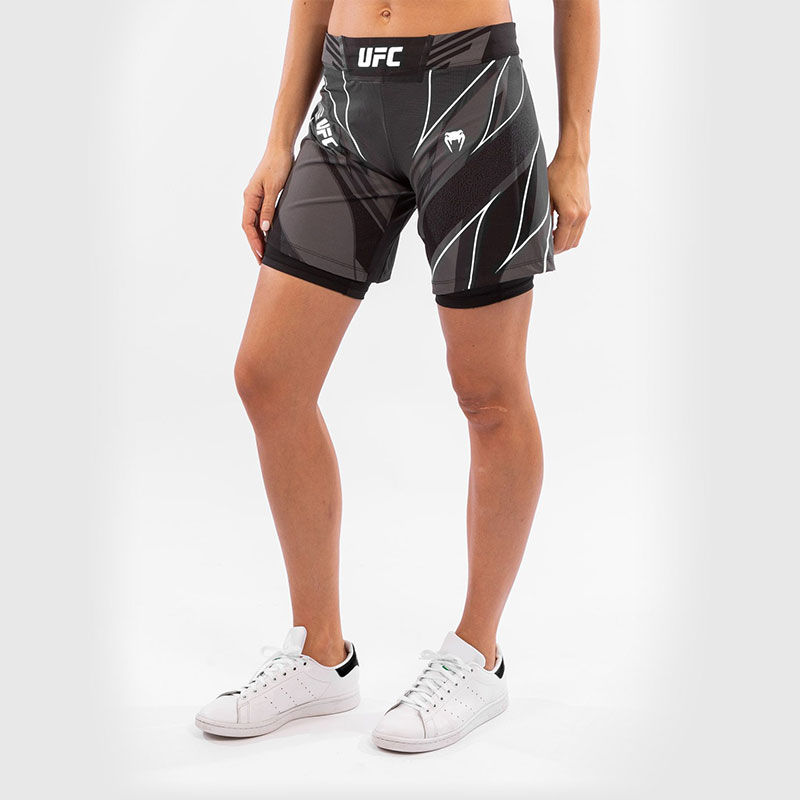 FIGHTSHORT FEMME UFC VENUM AUTHENTIC FIGHT NIGHT - COUPE LONGUE - NOIR